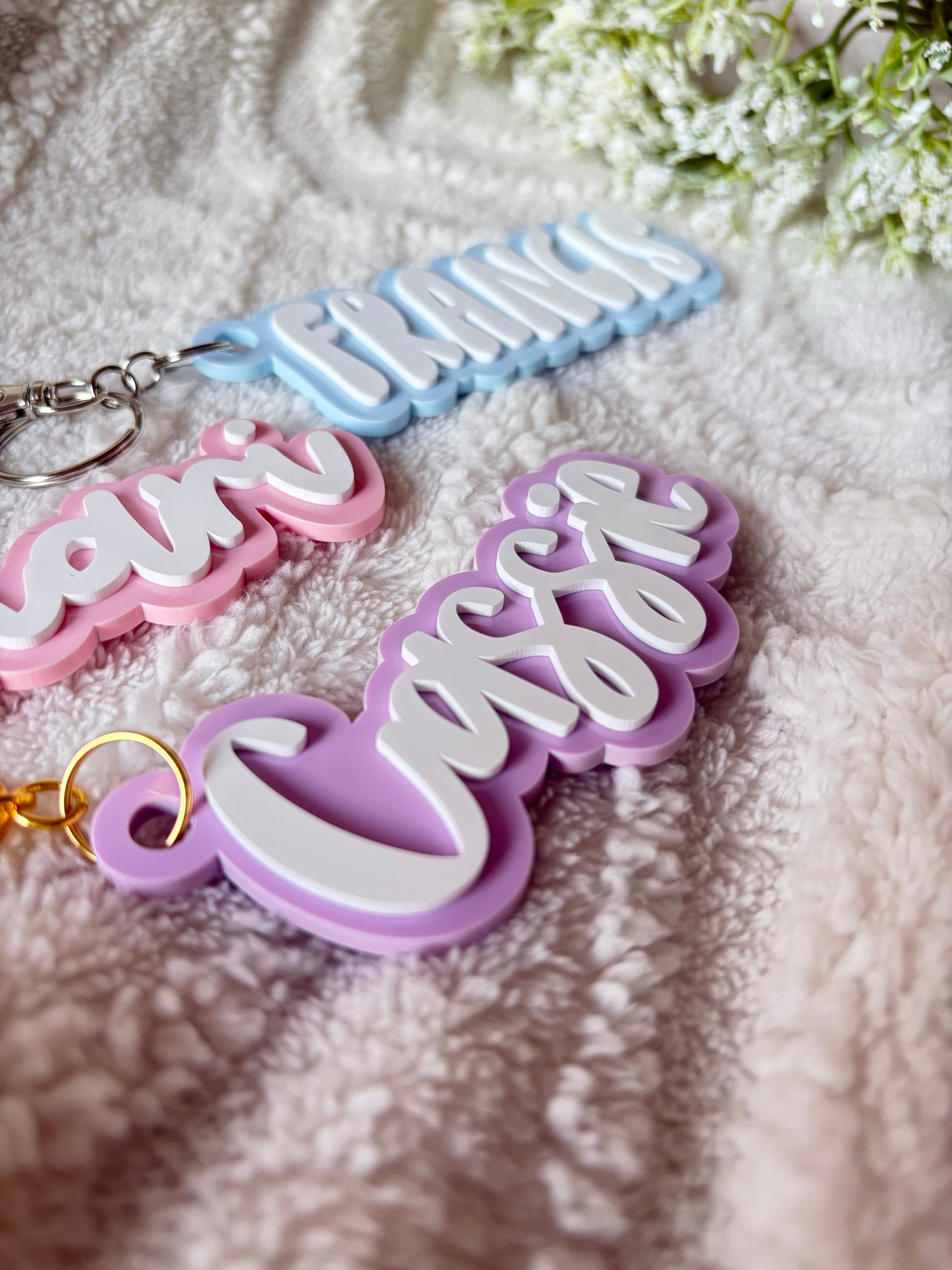 ACRYLIC NAME KEYCHAIN (CUTESY)
