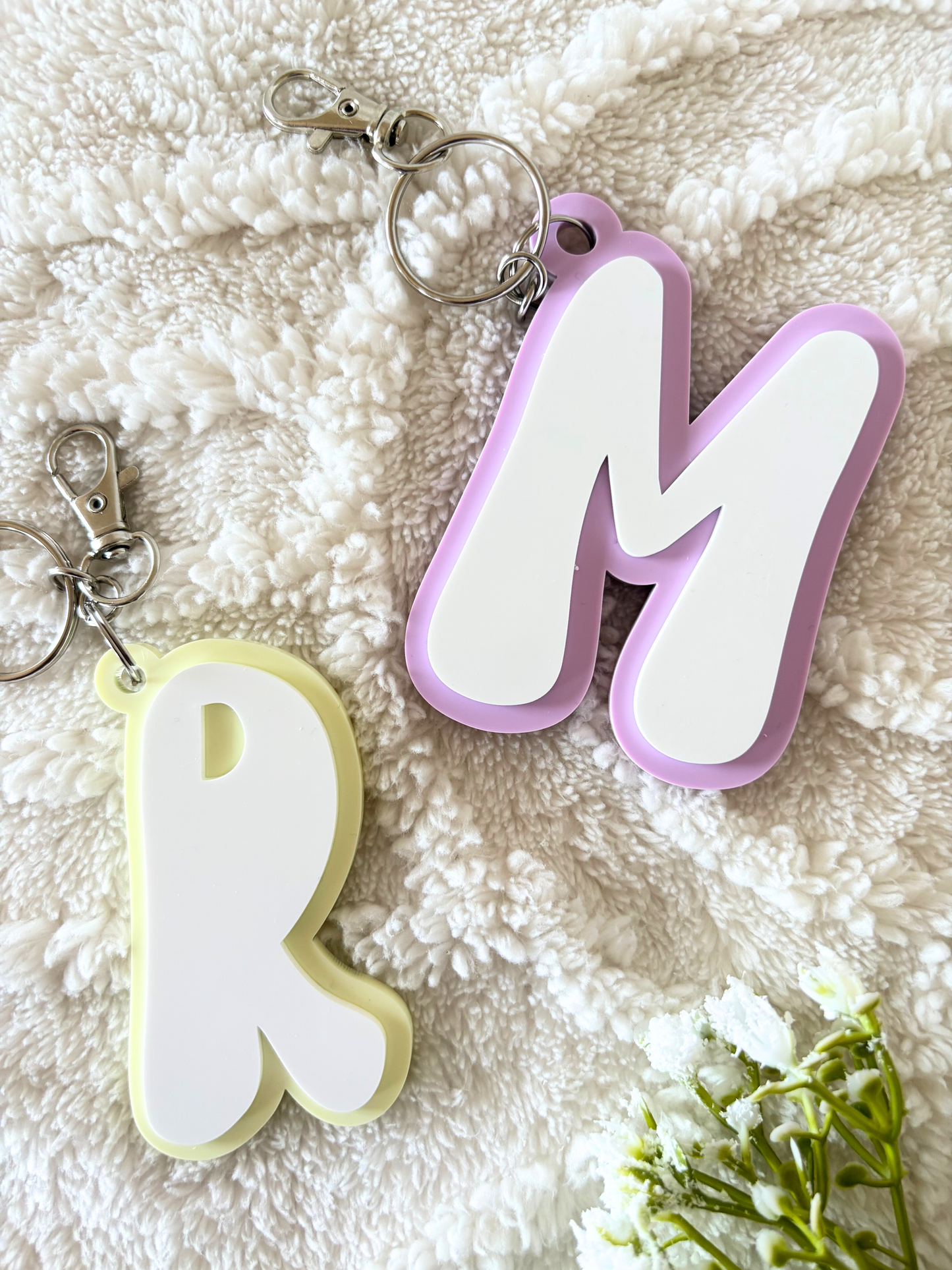 INITIAL LETTER KEYCHAIN